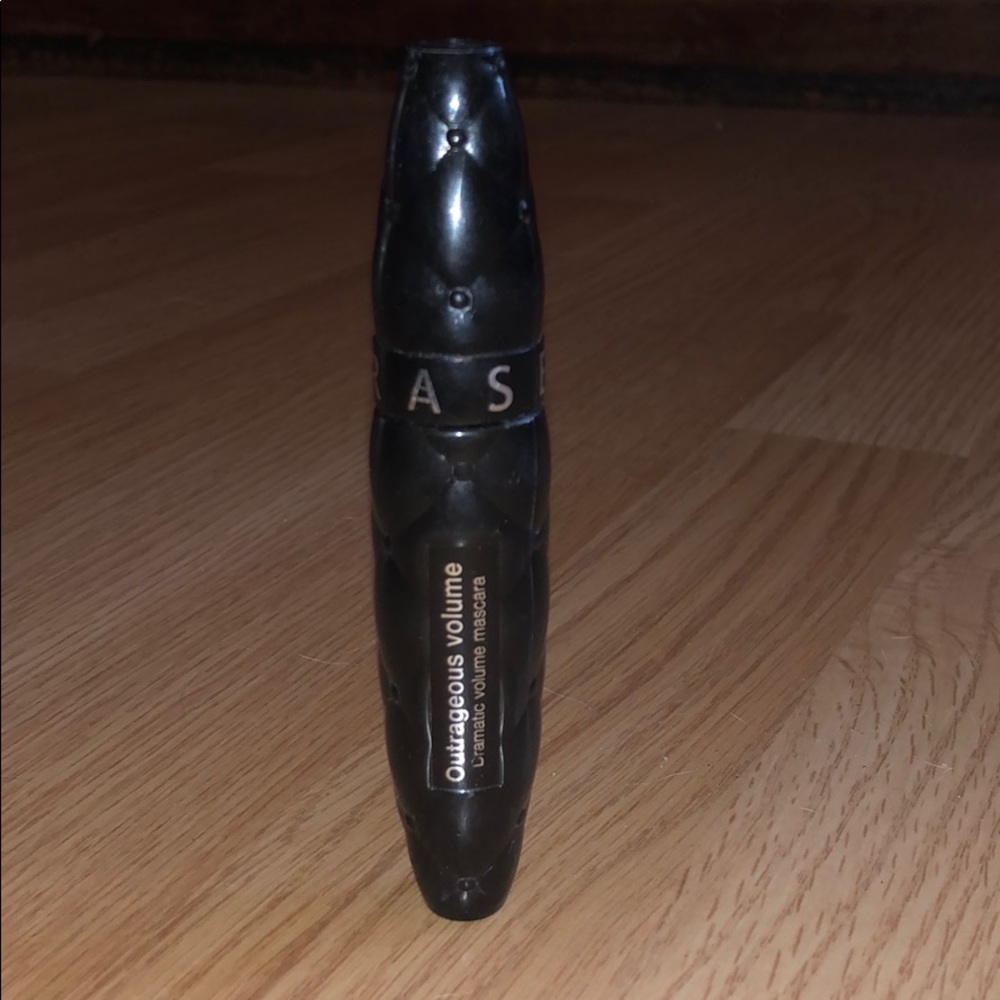 Sephora outrageous value mascara!
